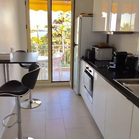 2 Chambres Pervenches * Cannes